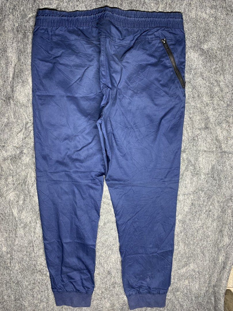 Nike Cuffed Knit Sweatpants (Category: Joggers) located in Bacolod City. Submitted by ocean_us (Listing ID 1469176036, Image 2). Description: Item: Nike Cuffed Knit Sweatpants ______________________________ Red Tag Details: ▪️Dimes: Size - XL Dime’s - 34-36 x 38 Hem - 5 ▪️Complete Tags ▪️Issues: minimal light fade on hem ✈️Free Shipping Fee Pm, Thanks ✅We ship Nationwide via Jnt Express ✅We do video call for assurance 📍Bacolod City Negros Occide