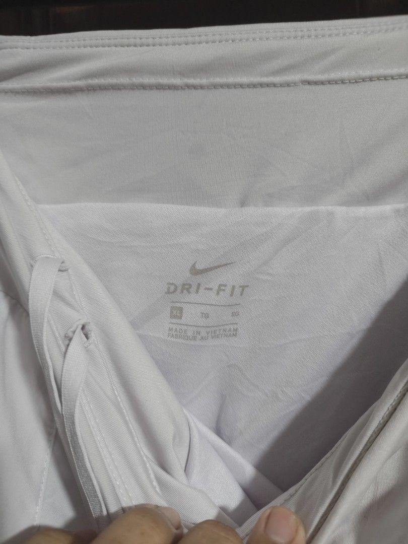 Nike Drifit Shorts (Category: Shorts) located in Quezon City. Submitted by makmakramirez (Listing ID 1469381107, Image 3). Description: Nike Drifit shorts size 35-40 length 12 inches location Santa Lucia novaliches Quezon city Lalamove or spx courier Spx sf 50php NCR 60php Luzon 75 php vis, min.