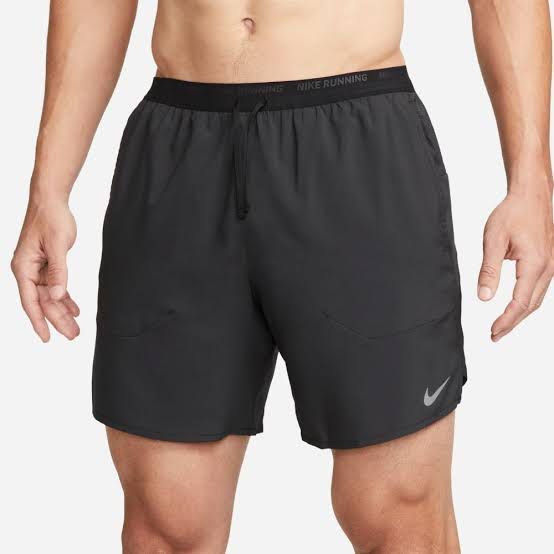Nike dri-fit stride with inner size large (Category: Activewear) located in Iba. Submitted by xooperfindslb (Listing ID 1469211526, Image 1). Description: Nike dri-fit stride with inner size large Color: black Good condition No issue.