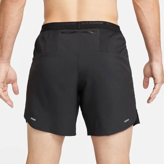 Nike dri-fit stride with inner size large (Category: Activewear) located in Iba. Submitted by xooperfindslb (Listing ID 1469211526, Image 2). Description: Nike dri-fit stride with inner size large Color: black Good condition No issue.