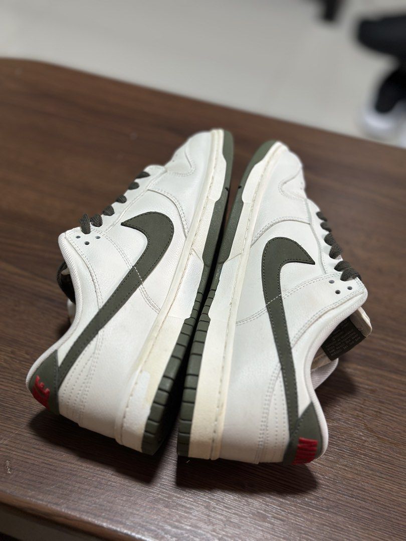 Nike Dunk Low (Category: Sneakers) located in Las Pinas. Submitted by jelibeans_ (Listing ID 1469218979, Image 3). Description: .