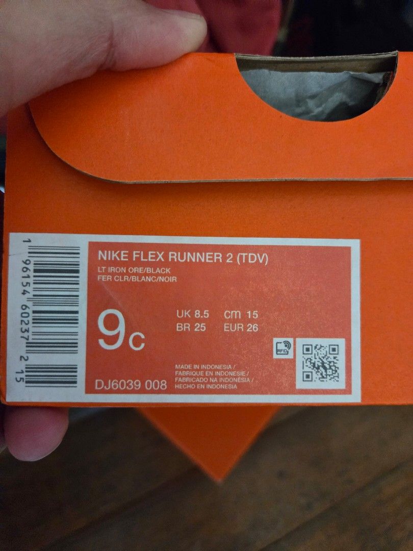 Nike Flex Runner 2 TDV Kids Shoes Size 9c (Category: Babies & Kids Fashion) located in Valenzuela. Submitted by liam11 (Listing ID 1469194851, Image 2). Description: For sale Slightly use Size 9c 700.