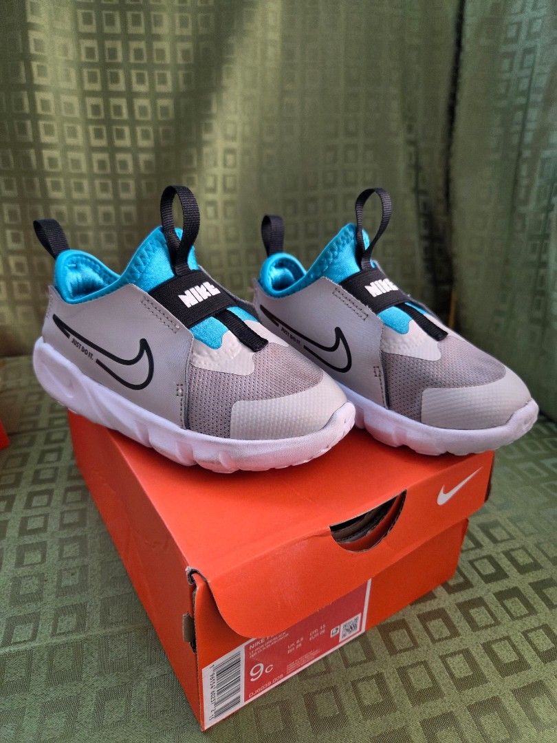 Nike Flex Runner 2 TDV Kids Shoes Size 9c (Category: Babies & Kids Fashion) located in Valenzuela. Submitted by liam11 (Listing ID 1469194851, Image 3). Description: For sale Slightly use Size 9c 700.