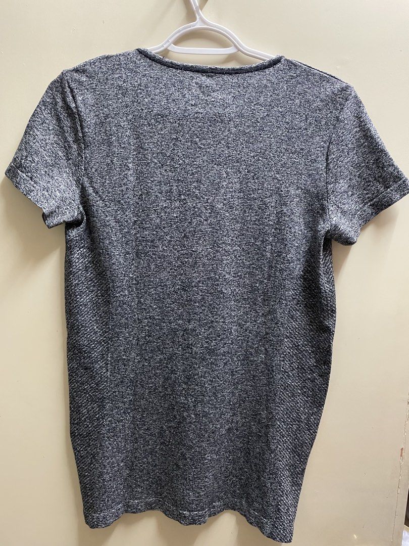 Nike Golf Dri-Fit (Category: Activewear) located in Manila. Submitted by lazythrifter.ph (Listing ID 1469169266, Image 2). Description: Color: Gray Size: M Shoulder: 15” Chest: 17.5” Length: 26”.