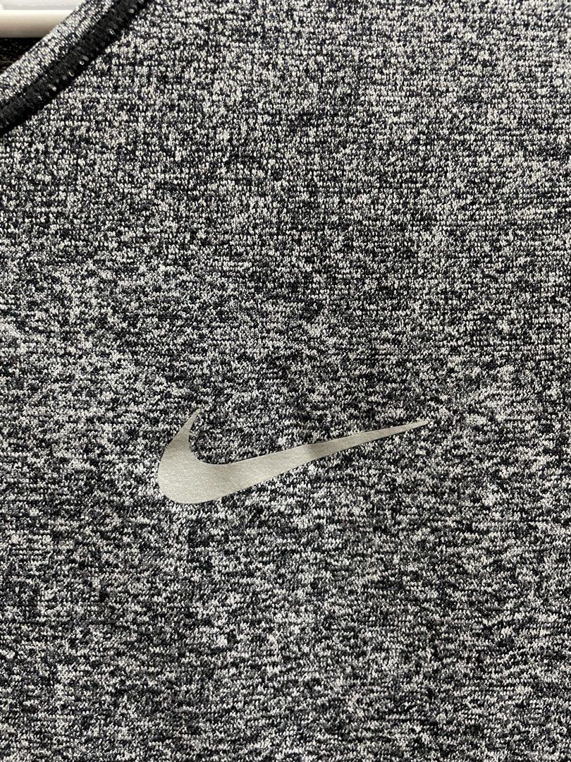 Nike Golf Dri-Fit (Category: Activewear) located in Manila. Submitted by lazythrifter.ph (Listing ID 1469169266, Image 3). Description: Color: Gray Size: M Shoulder: 15” Chest: 17.5” Length: 26”.