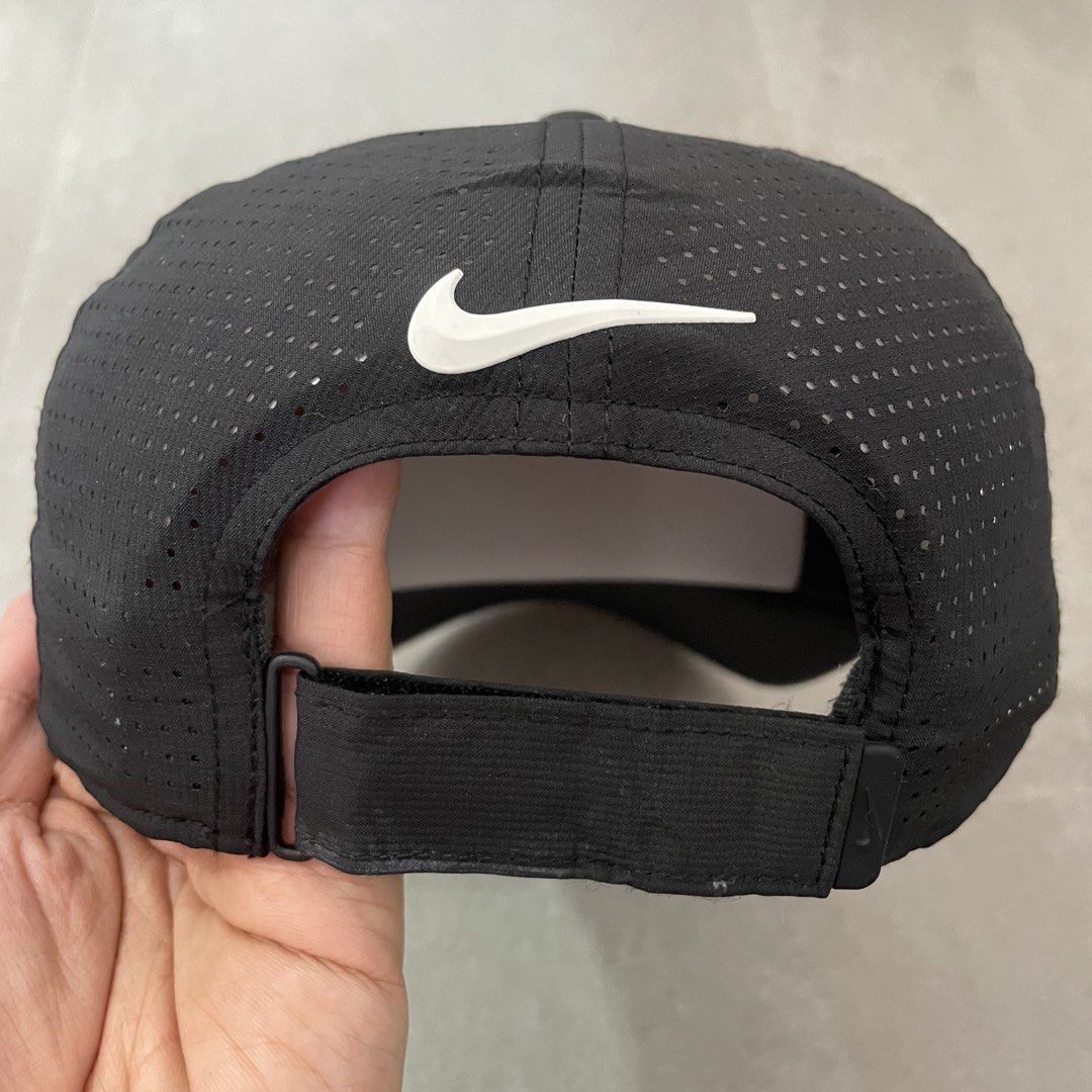 Nike Golf Legacy91 Dri-Fit Cap (Category: Caps & Hats) located in Mabalacat. Submitted by goldengarms_ (Listing ID 1469307347, Image 3). Description: Size: One Size Condition: Excellent Color rate: 9.5/10 or better Issue: N/A Price is still negotiable for sure buyer 👍 - Payment thru GCash, Maya or Security Bank 💳 - Shipping via J&T Express 🛩️ Pm us for more details. Thank you! 📩 .