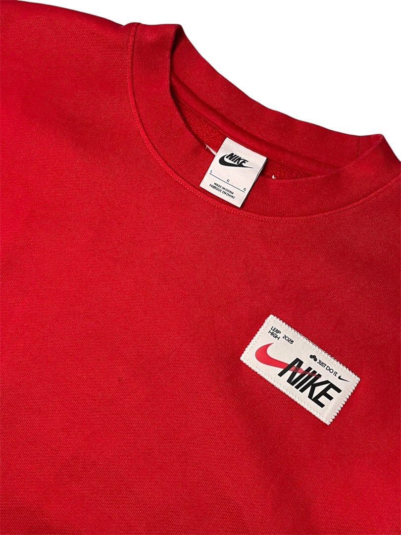 NIKE JUST DO IT LEAP HIGH RED SWEATSHIRT (Category: Tshirts & Polo Shirts ) located in Pasay City. Submitted by digital_wardrobe.ph (Listing ID 1469184218, Image 3). Description: NIKE JUST DO IT LEAP HIGH RED SWEATSHIRT details size: medium - large width: 24 length: 28 price: 650 location: pasay city.