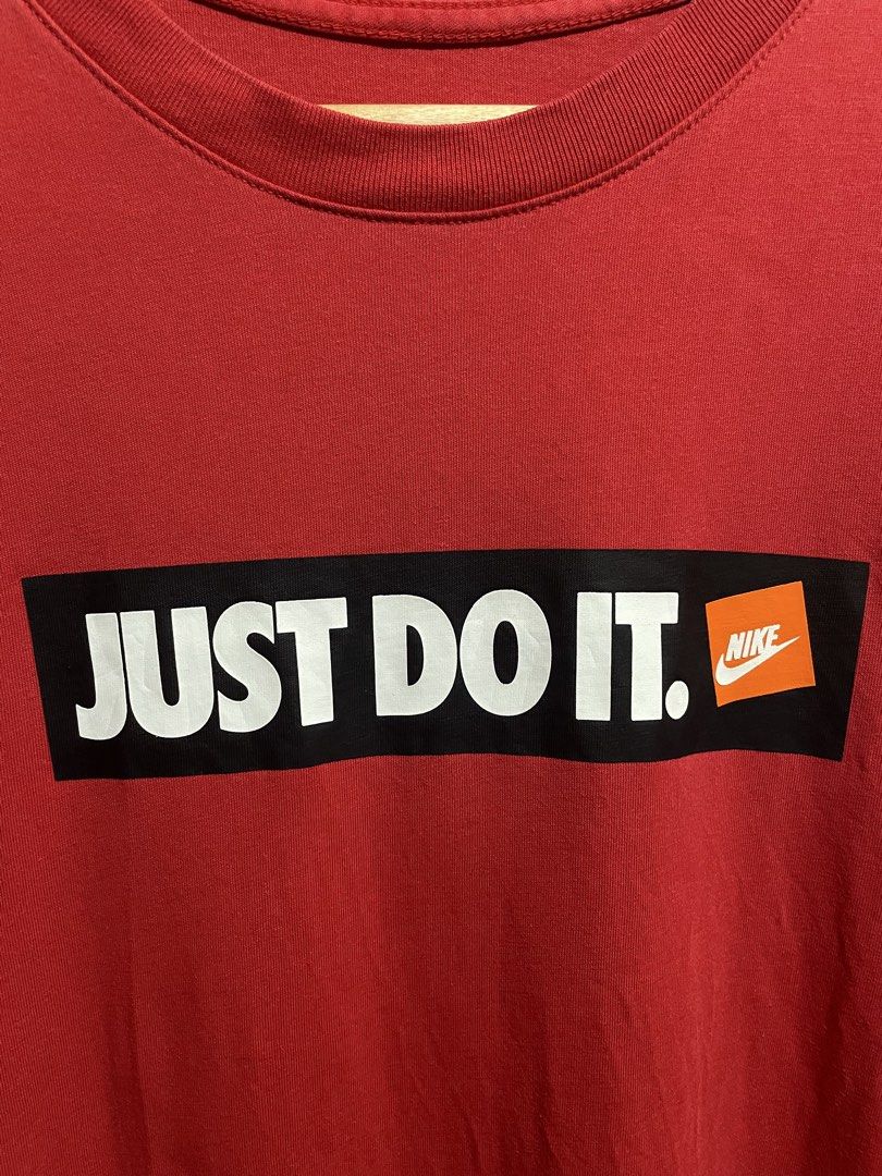 Nike Just Do It Red T-Shirt (Category: Shirts) located in Zamboanga. Submitted by guthens (Listing ID 1469304524, Image 2). Description: Condition- excellent Issue- none Color rate- 9.5/10 Best fit for medium .