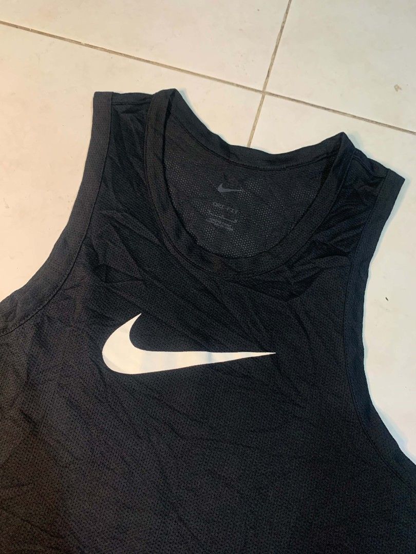 Nike Mesh Drifit Tanktop (Category: Activewear) located in Dipolog. Submitted by ethrifttt (Listing ID 1469333819, Image 2). Description: Nike Mesh Drifit Tanktop 17.5 x 28 excellent condition, cut washtag only.
