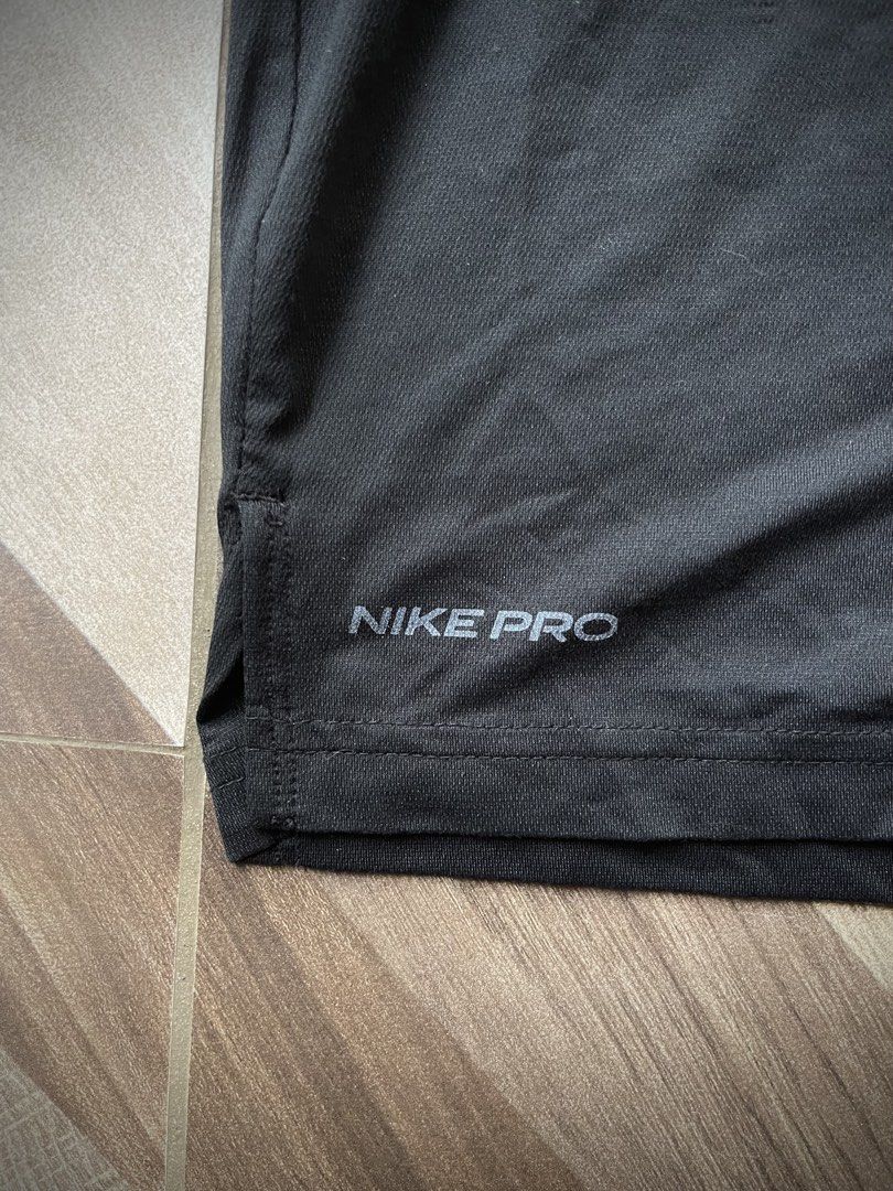 Nike Pro Dri-FIT (Category: Activewear) located in Pagadian. Submitted by thrift.wrld (Listing ID 1469258125, Image 3). Description: Nike Pro Dri-FIT Dimensions: • Width: 22.5 • Length: 27.5 Drop Prices: • Mine: 500 + ₱9O shipping fee (sf) Details: • 1O/1O Color rate • Flawless, As new condition with zero flaws • Need wash.