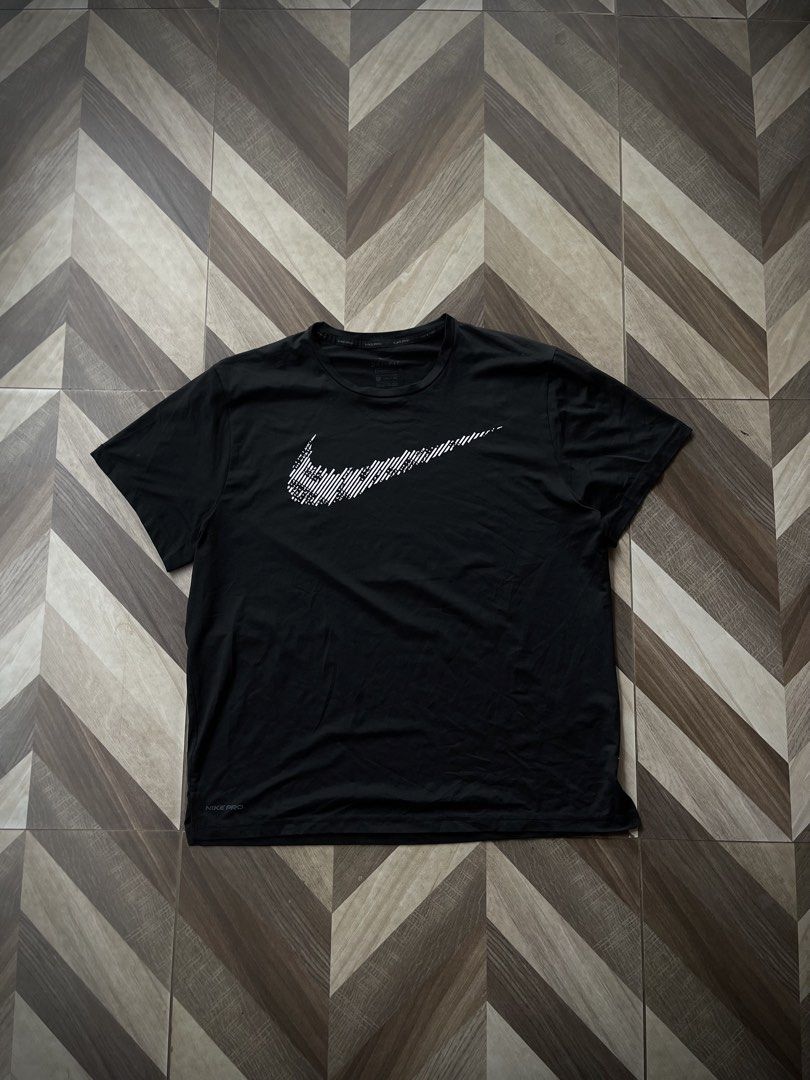 Nike Pro Dri-FIT (Category: Activewear) located in Pagadian. Submitted by thrift.wrld (Listing ID 1469258125, Image 1). Description: Nike Pro Dri-FIT Dimensions: • Width: 22.5 • Length: 27.5 Drop Prices: • Mine: 500 + ₱9O shipping fee (sf) Details: • 1O/1O Color rate • Flawless, As new condition with zero flaws • Need wash.