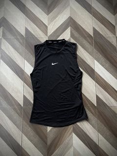 (Category: ) located in . Submitted by thrift.wrld (Listing ID 1469258439, Image 1). Description: .