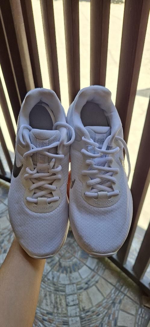 Nike revolution 6 (Category: Shoe inserts & accessories) located in Floridablanca. Submitted by angelshaine842 (Listing ID 1469184289, Image 1). Description: Brand new No box From Dhubai May bawas pa sa sure buyer.