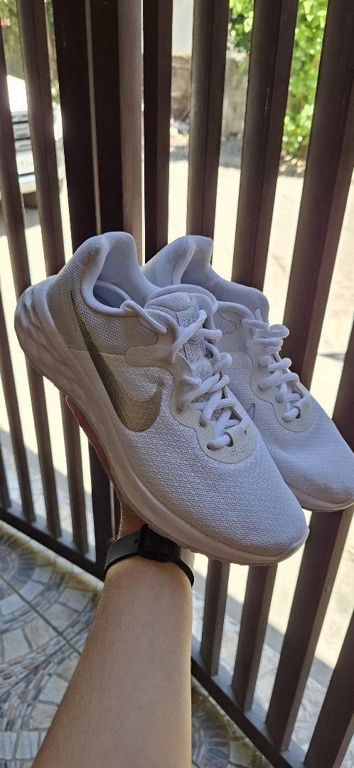 Nike revolution 6 (Category: Shoe inserts & accessories) located in Floridablanca. Submitted by angelshaine842 (Listing ID 1469184289, Image 2). Description: Brand new No box From Dhubai May bawas pa sa sure buyer.