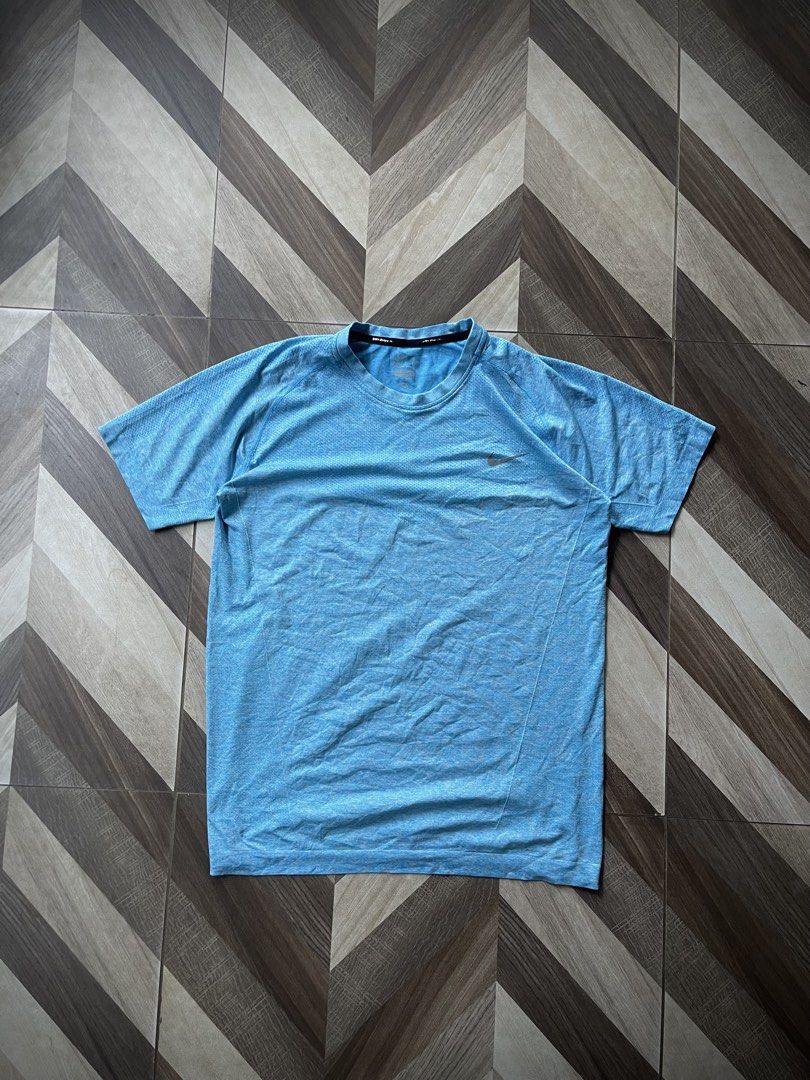 Nike Running (Category: Activewear) located in Pagadian. Submitted by thrift.wrld (Listing ID 1469256835, Image 1). Description: Nike Running Dimensions: • Width: 20.5 • Length: 26.5 Drop Prices: • Mine: 350 + ₱9O shipping fee (sf) Details: • 1O/1O Color rate • Hairlines logo, Good condition, zero flaws • Need wash.