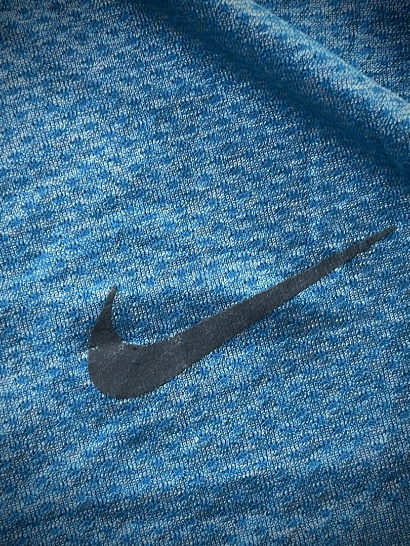 Nike Running (Category: Activewear) located in Pagadian. Submitted by thrift.wrld (Listing ID 1469256835, Image 3). Description: Nike Running Dimensions: • Width: 20.5 • Length: 26.5 Drop Prices: • Mine: 350 + ₱9O shipping fee (sf) Details: • 1O/1O Color rate • Hairlines logo, Good condition, zero flaws • Need wash.