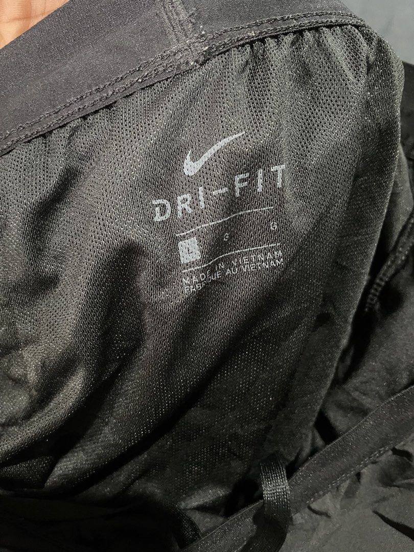 NIKE RUNNING SHORT (Category: Shorts) located in Kalibo. Submitted by kramyar09 (Listing ID 1469287624, Image 2). Description: LIKE NEW CONDI.