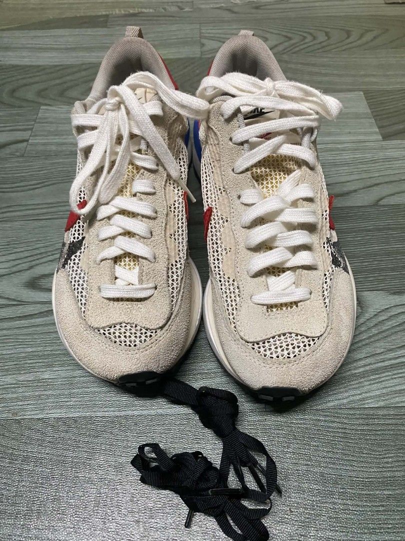 Nike Sacai (Category: Sneakers) located in Pasig City. Submitted by jstnisidor81288 (Listing ID 1469276693, Image 1). Description: size 41 euro Minimal sign of usage with extra lace.