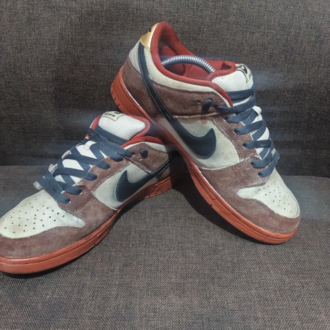 Nike SB Dunk Low Pro Hennessy (Category: Sneakers) located in San Pedro. Submitted by reynardkurtnavela (Listing ID 1469313153, Image 2). Description: honest Issue: sign of usage not og sole pad with small sock liner good for everyday use. bawal sa maselan P349 only. add shippinh fee sa malayo.