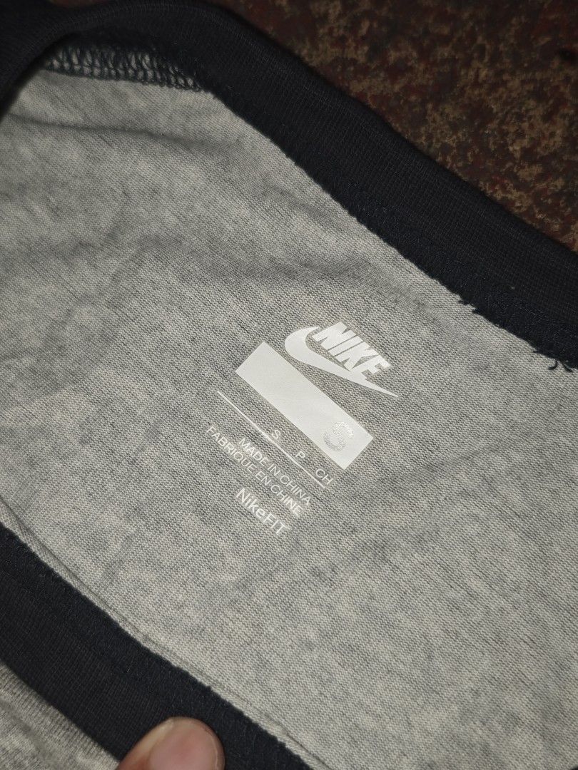 Nike Tees Boxy cropped (Category: Tshirts & Polo Shirts ) located in Calauag. Submitted by cou1_h (Listing ID 1469280609, Image 2). Description: 19x24 No issue Excellent condition.