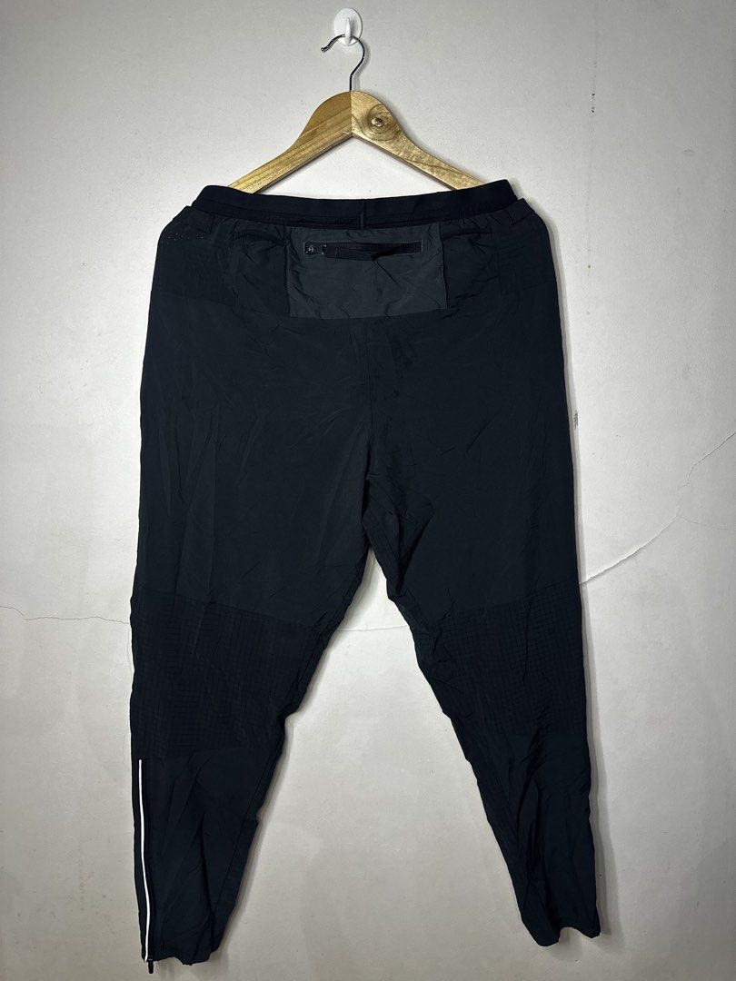 NIKE TRAIL PANTS (Category: Jeans) located in Molave. Submitted by thriftmate13 (Listing ID 1469306051, Image 3). Description: .
