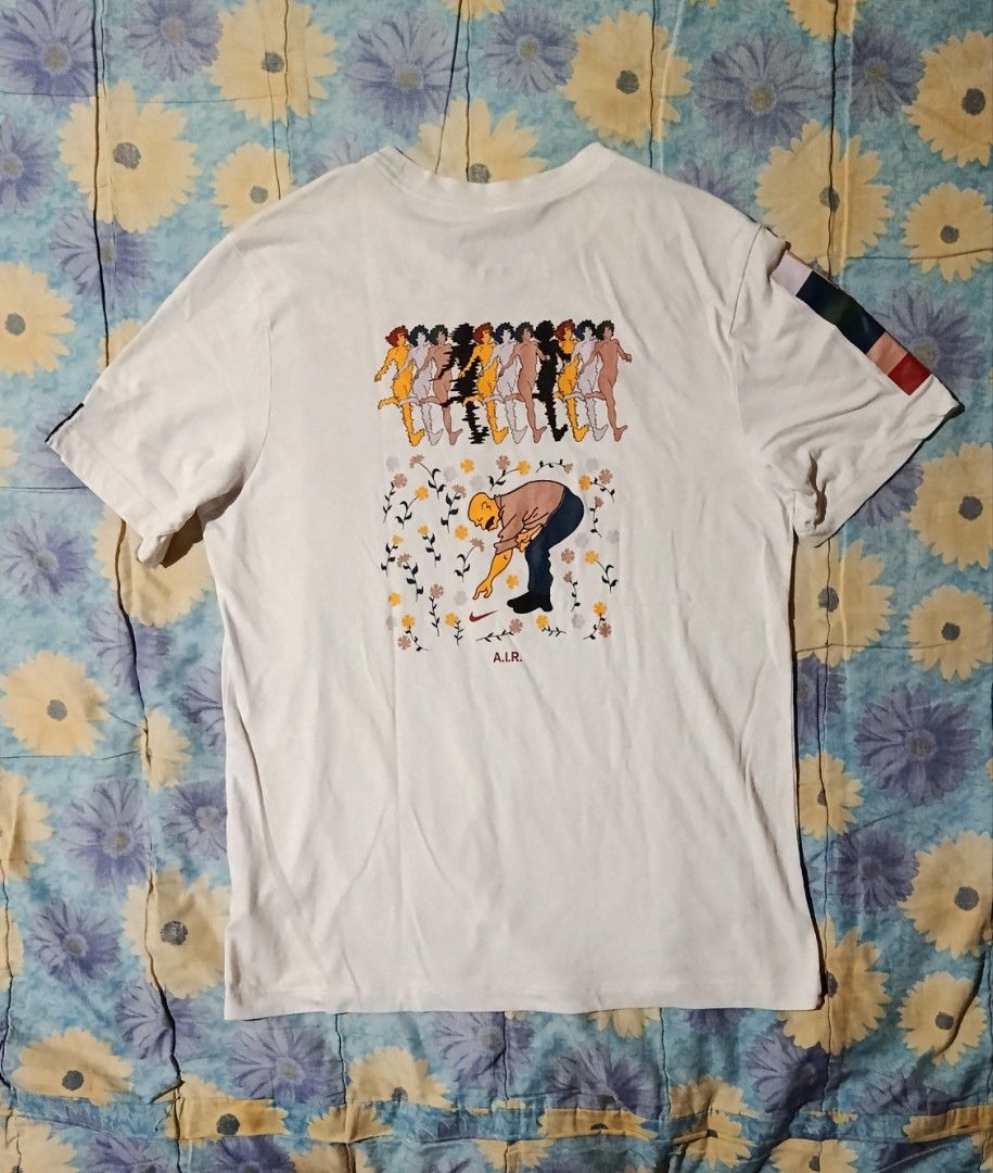 Nike White T-shirt (Category: Tshirts & Polo Shirts ) located in Veruela. Submitted by zachysthrift05 (Listing ID 1469302387, Image 2). Description: Dimes: 20.5 x 27 Excellent Condition No Issues CR: 9.8/10.