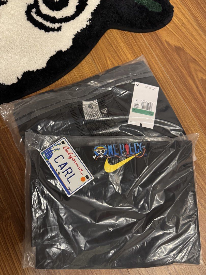 Nike x One Piece T-Shirt (Category: Tshirts & Polo Shirts ) located in Las Pinas. Submitted by goldblooded (Listing ID 1463972868, Image 3). Description: For Sale Only! Size XL - available M - sold Brand new P 2,995 Lalamove.