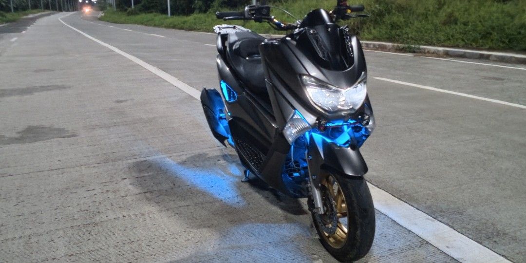 NMAX V1 (with upgraded engine (Category: Motorbikes for Sale) located in Alaminos. Submitted by jleooo (Listing ID 1469327449, Image 3). Description: new engine 63mm new coolant pump tuned CVT 130km palang natatakbo ng bagong makina.