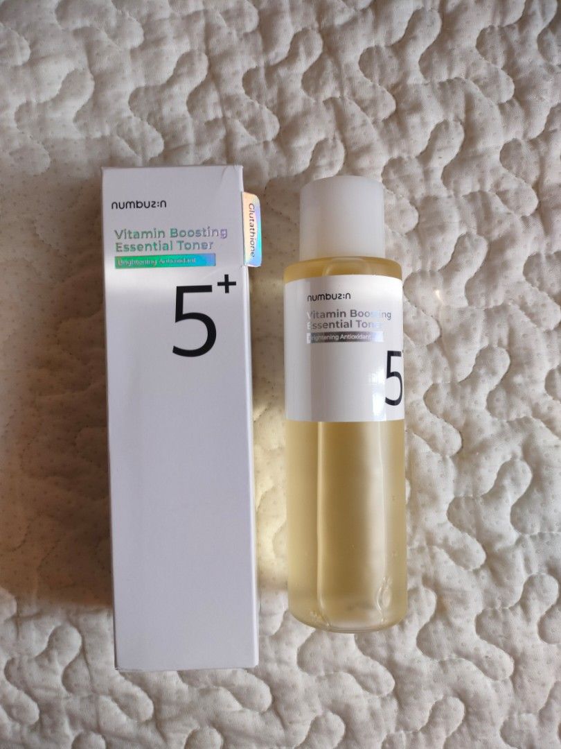 [NUMBUZIN] Vitamin Boosting Essential Toner 150ml (Category: Face Care) located in Tabaco. Submitted by danielamc17 (Listing ID 1469262324, Image 1). Description: - brand new and sealed - 150ml loc: Albay mod: J&T / SPX Express.