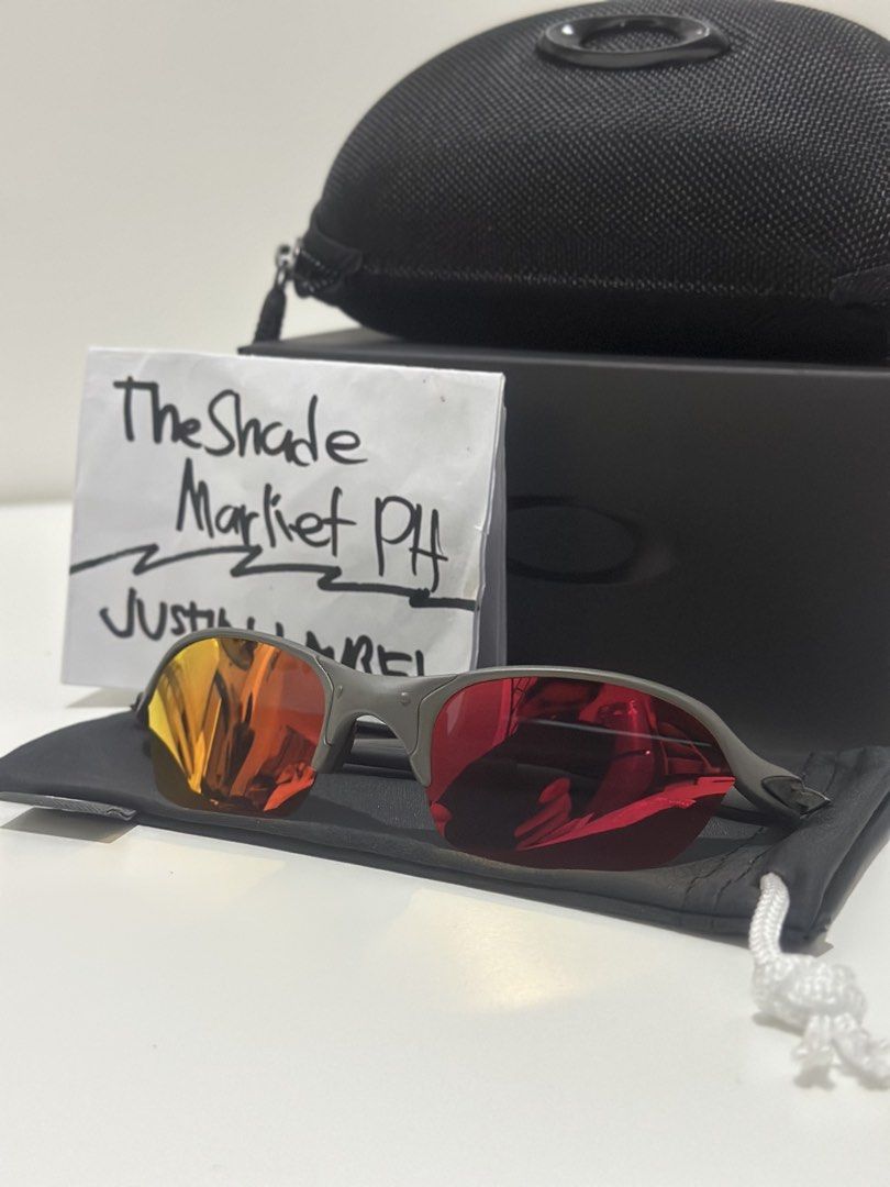 Oakley Romeo 2.0 X-Metal (Category: Sunglasses & Eyewear) located in San Pablo. Submitted by justinlaurel (Listing ID 1469165287, Image 2). Description: Frame: Gunmetal Aluminum Metal Frame Lens: Ruby Red Polarized Lens Material: Polycarbonate Condition: Brand New Complete Set Inclusions: Box, Hard Case, Soft Pouch, Microfiber Cloth, and Inserts Location: Lipa City, Batangas / San Pablo City, Laguna Meetup and Pickup Available Nationwide Shipping