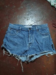 (Category: ) located in . Submitted by tcbukay_zxc25 (Listing ID 1469338743, Image 1). Description: .