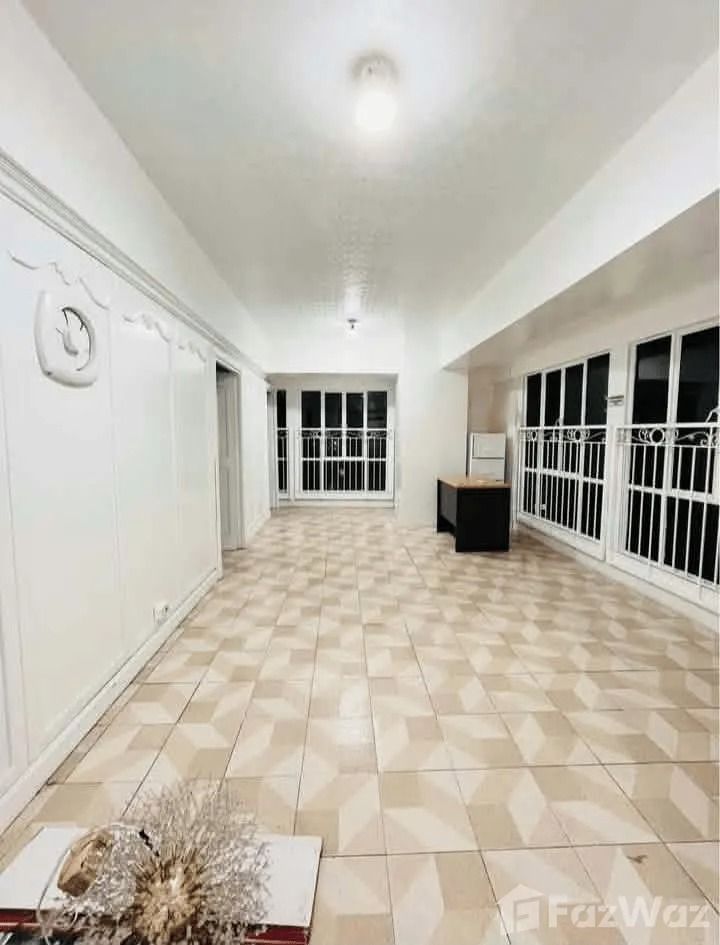 Office for rent at Mega Plaza Condominium (Category: Commercial) located in Makati City. Submitted by propertyproph (Listing ID 1469189030, Image 1). Description: 🏢 Furnished Office Space for Rent – ₱50,000/Month 📍 Mega Plaza, Ortigas Center, Mandaluyong City Set up your business in this 79 sqm furnished office space on the 8th floor of Mega Plaza, located along ADB Avenue near Garnet and Topaz Roads in Ortigas Center. Featuring a boardroom and