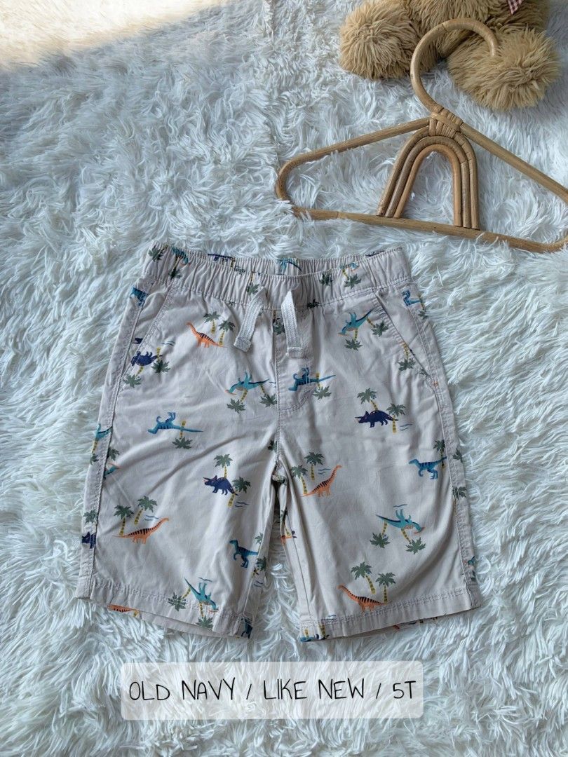 Old navy 5T (Category: Babies & Kids Fashion) located in General Santos City (Dadiangas). Submitted by happyhues_2021 (Listing ID 1469174981, Image 1). Description: .