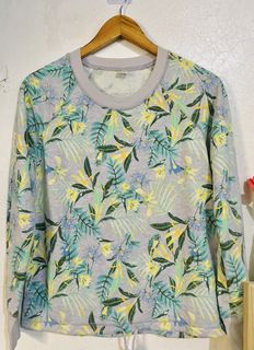 (Category: ) located in . Submitted by lovemyclothes21 (Listing ID 1469270091, Image 1). Description: .