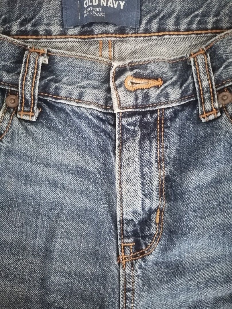 Old Navy Boot-Cut Denim Jeans (Category: Jeans) located in Davao. Submitted by blueberrycheesecake_03 (Listing ID 1469362990, Image 3). Description: - Brand: Old Navy - Regular fit through the thigh and subtle flare at the hem - Condition: Excellent and no issues -Measurement: waist- 28 inches Length- 37 inches Front rise: 9 inches Backrise: 13 inches Leg opening: 14 inches.