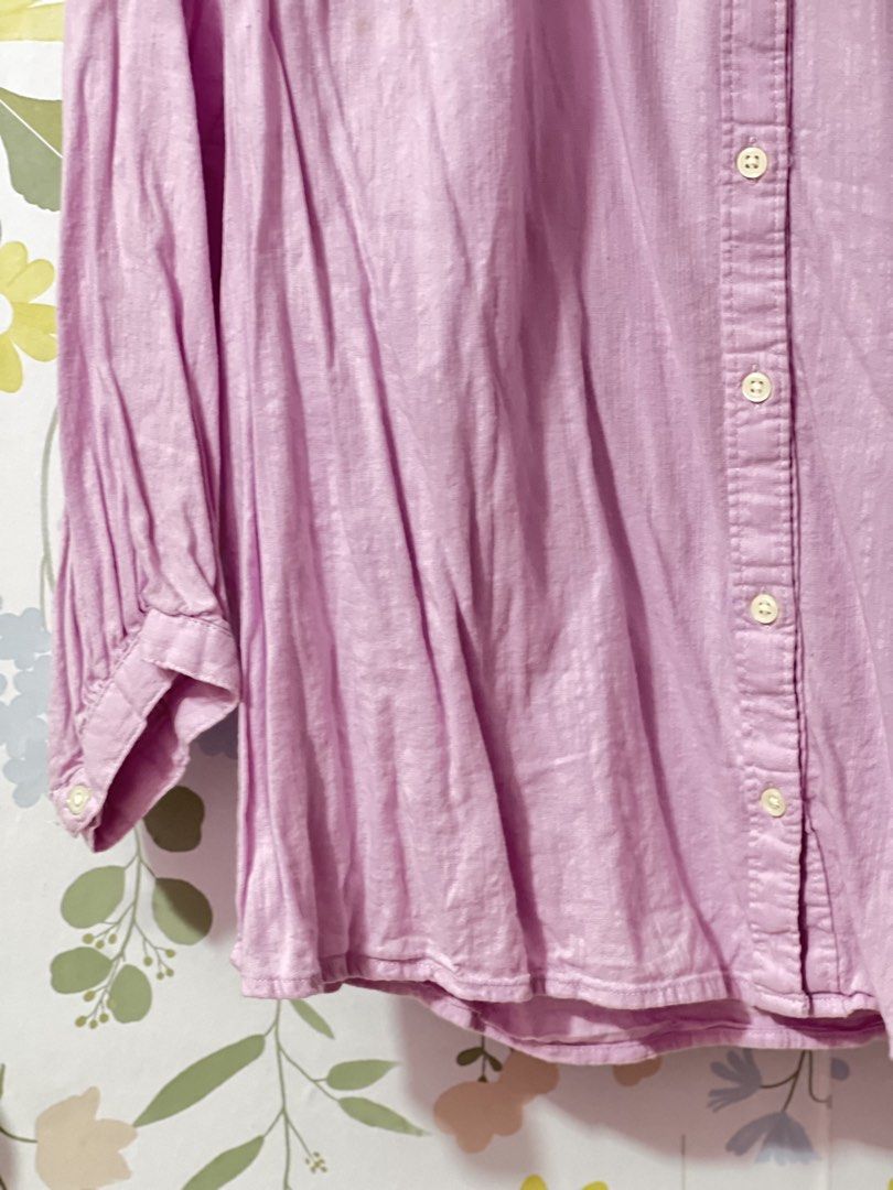 Old Navy Light Purple Button Down Blouse Size S (Category: Blouses) located in Pasig City. Submitted by morilove (Listing ID 1469162013, Image 3). Description: - Brand: Old Navy - Color: Pastel Purple - Size: Small - Material: Cotton and rayon blend (soft, lightweight, and comfortable) - Details: Gathered neckline and button cuffs - Care: Machine washable - Condition: Great quality everyday wear.