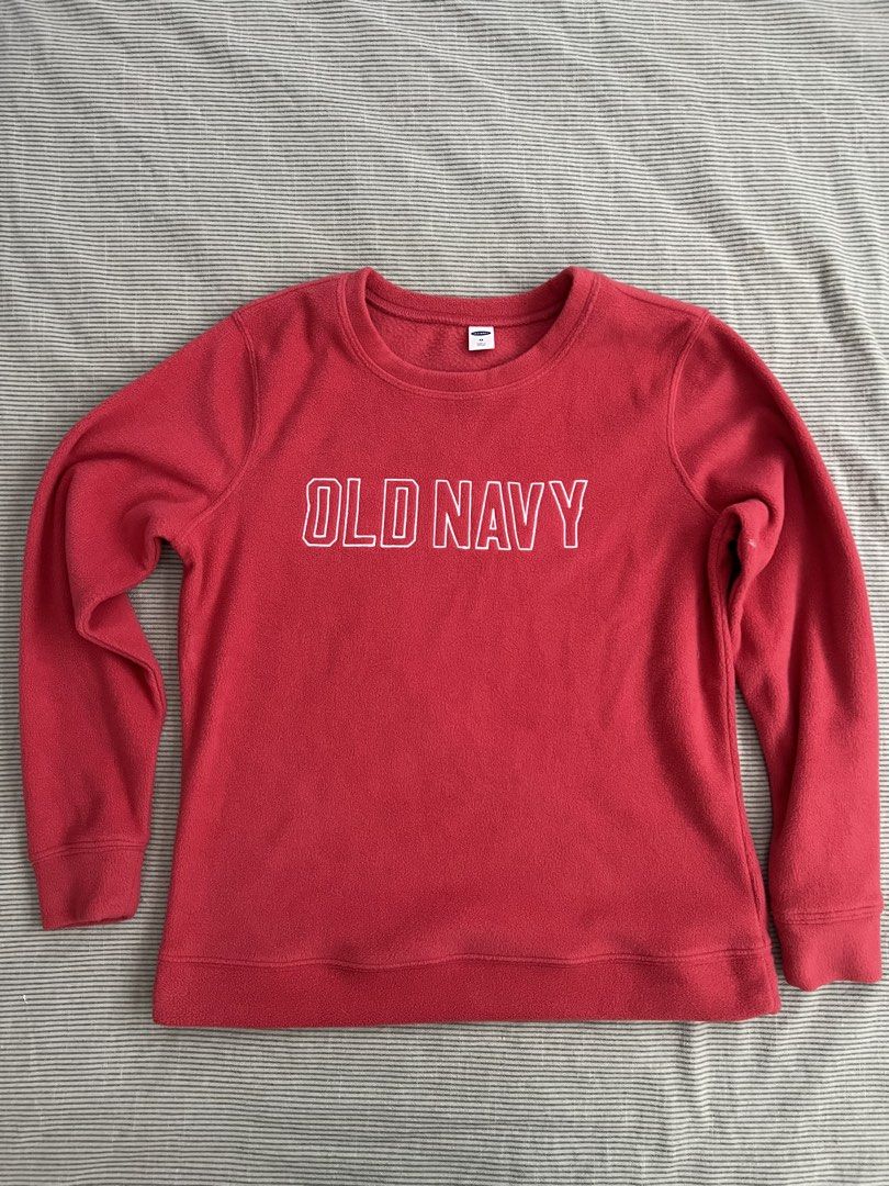 Old Navy Sweater Fleece Authentic (Category: Coats, Jackets and Outerwear) located in Muntinlupa City. Submitted by coolthrifto (Listing ID 1469193417, Image 1). Description: Authentic Bought from US during vacation No issues Old navy Size: XS Length: 23.5 Width: 19.5 .