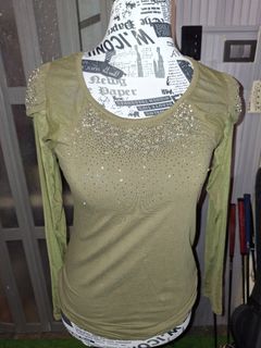 (Category: ) located in . Submitted by mialiurshop (Listing ID 1469226717, Image 1). Description: .