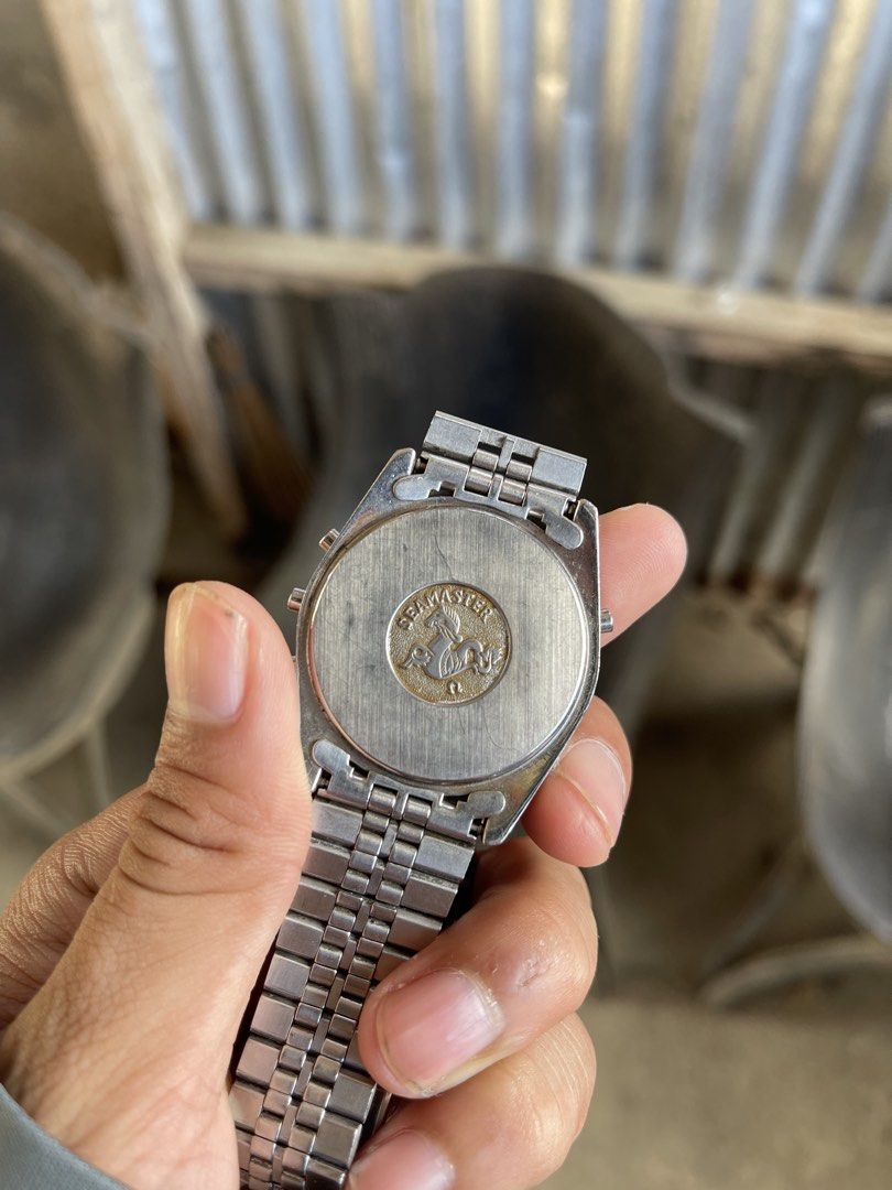 Omega Speedmaster Professional Quartz (Category: Men's Watches) located in Compostela. Submitted by source_20 (Listing ID 1469306384, Image 3). Description: Omega Speedmaster Professional Quartz RARE 💯 ISSUE NEED BATTERY TAPOS IPAAYOS LINK KASI NATANGAL 📍DAVAO DE ORO CAN SHIP VIA JNT .