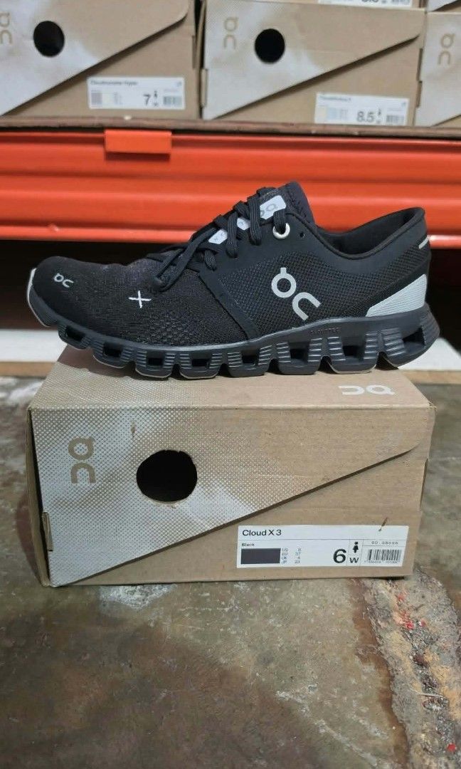 ON CLOUD shoes CLOUD X 3 womens US6 black (Category: Sneakers) located in Cavite. Submitted by jmccm (Listing ID 1469213215, Image 1). Description: BRAND NEW Cloud x 3 US6 black.