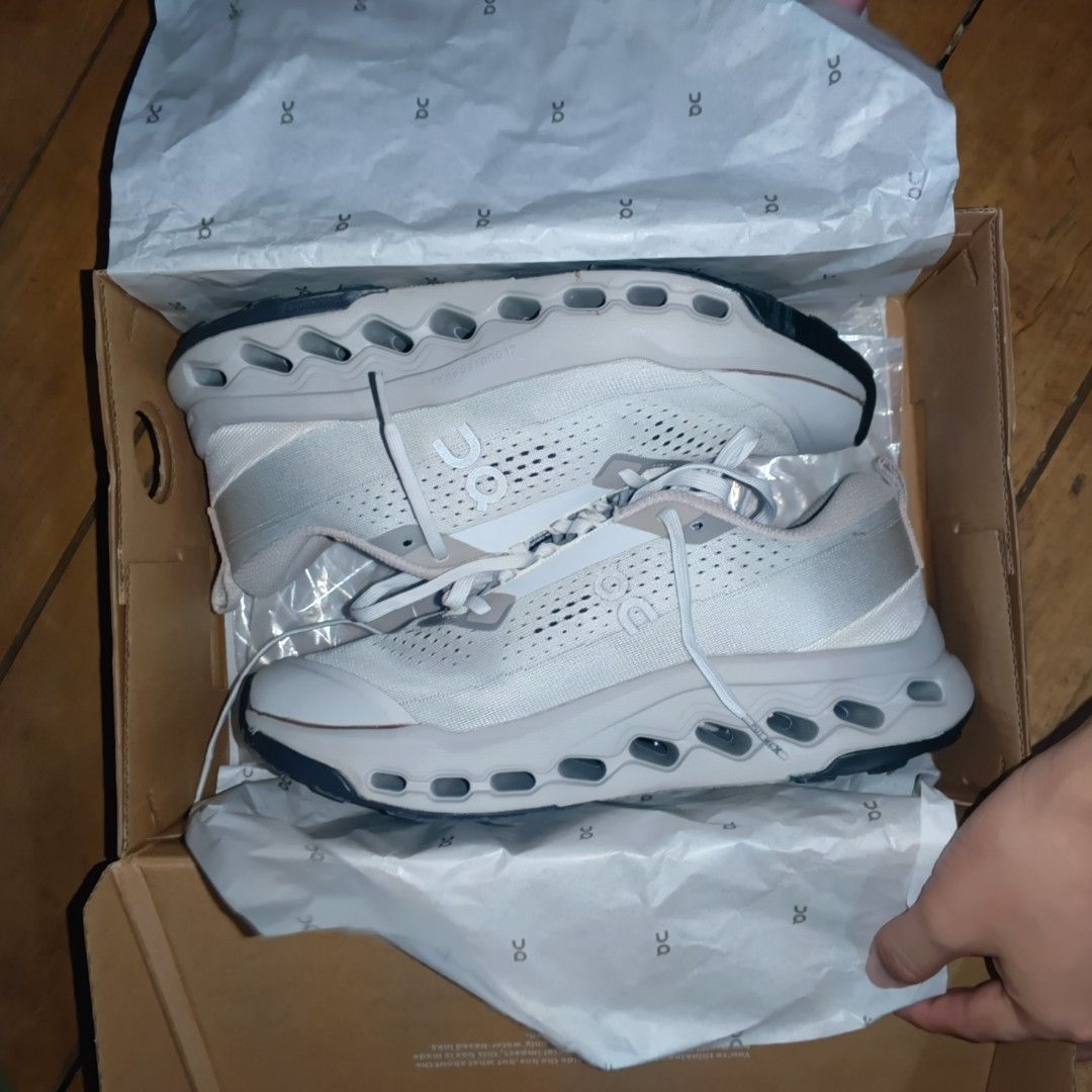 On Cloudsurfer 2 Trail US 7 EURO 40 (Category: Sneakers) located in Naga. Submitted by izaiah.criz (Listing ID 1469200339, Image 1). Description: used 3 times.
