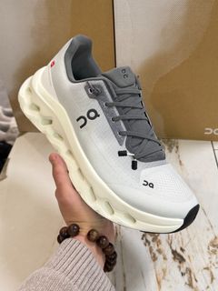 On Running Cloudtilt Grey White, Men's Fashion, Footwear, Sneakers on ...