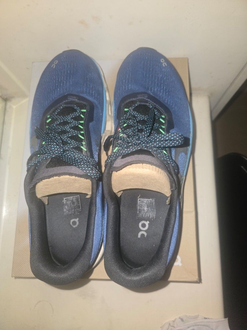 On Running Cloudmonster 2 Tempest Horizon Men US 12 (Category: Sneakers) located in Quezon City. Submitted by just.ben (Listing ID 1469168421, Image 3). Description: - Brand: On Cloudmonster 2 - Colorway: Tempest Horizon (Blue upper, black laces, green accents) - Size: Men's US 12 / EU 47 / UK 11.5 / JP 30 - Condition: Soles are clean with minor dirt spots on the bottom tread - Inclusion: Original box included.