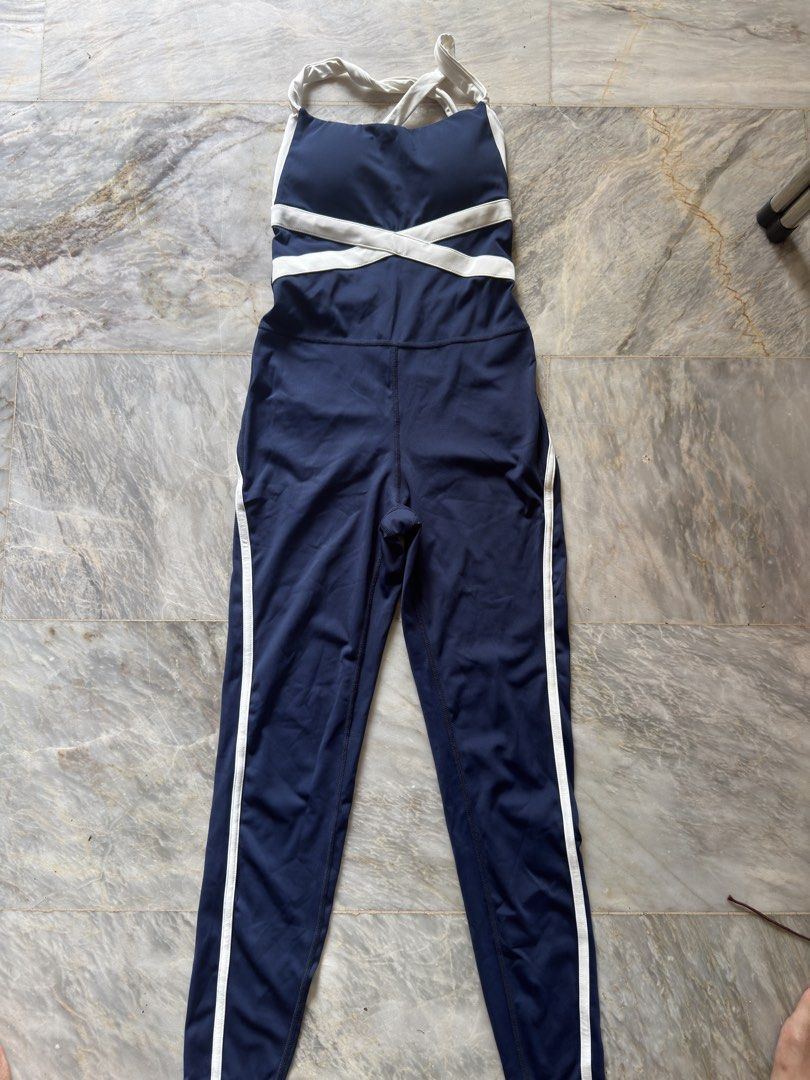 One Piece Activewear (Category: Activewear) located in Cainta. Submitted by veronicasdeclutter (Listing ID 1469173685, Image 1). Description: -worn once .