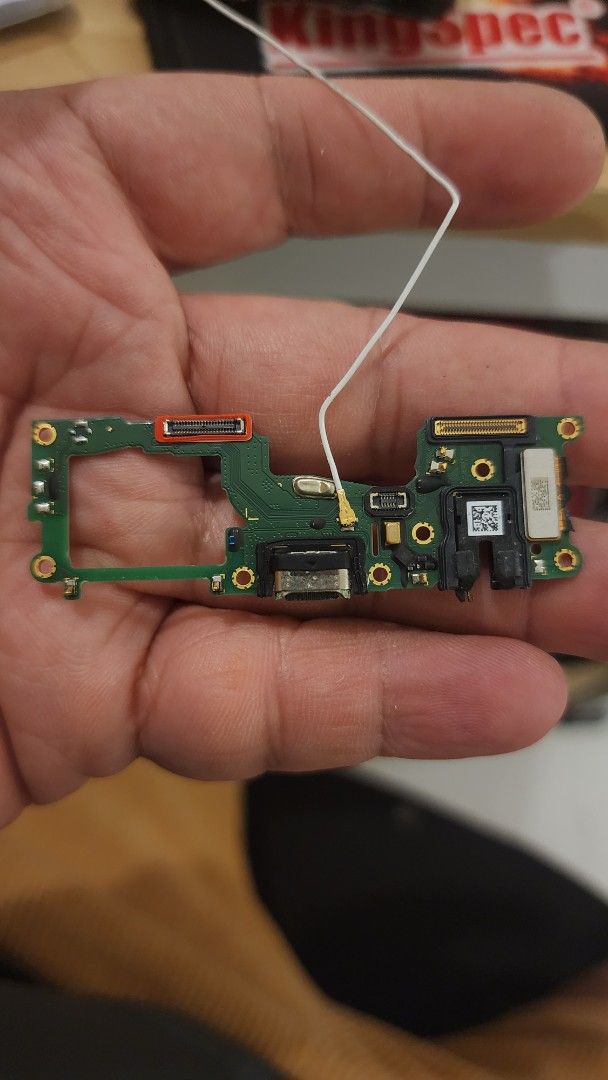 OPPO A95 BOARDs (Category: OPPO) located in Manila. Submitted by karlmark132527 (Listing ID 1469165291, Image 3). Description: Pm sa interested, goodboard /.