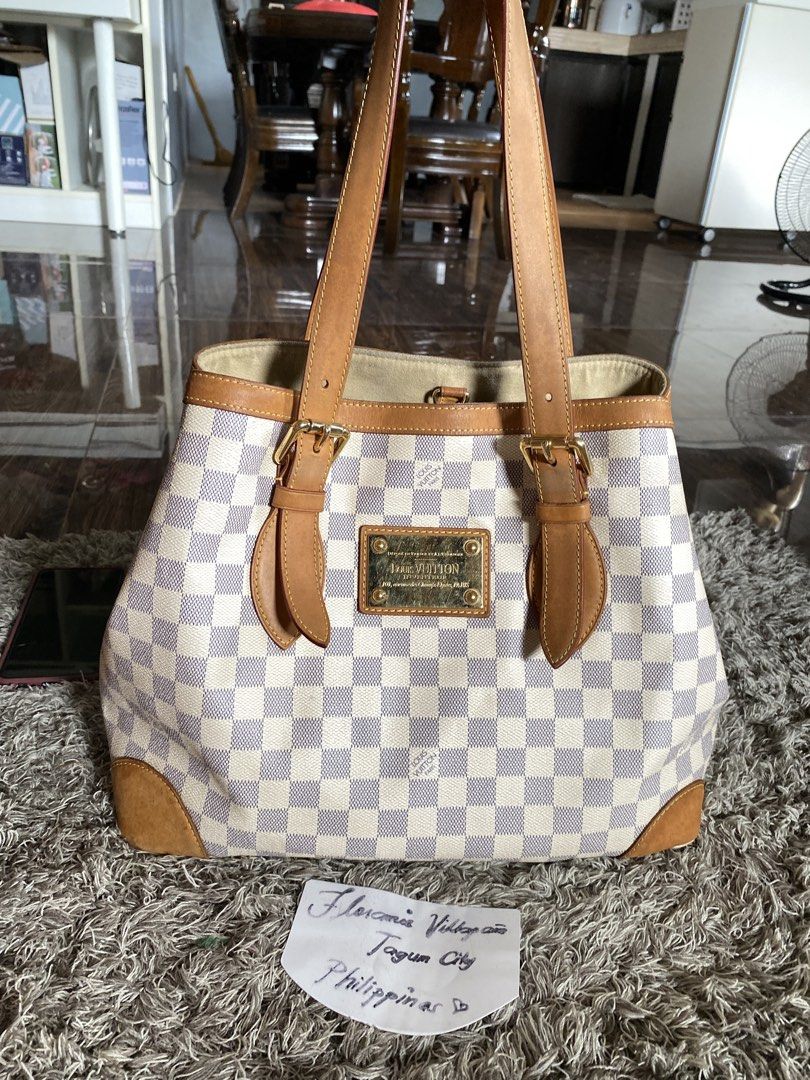 Orig Lv azure (Category: Luxury Bags & Wallets) located in Tagum. Submitted by amarasluxbag (Listing ID 1469200681, Image 1). Description: good condition With minimal flaws sa 1 corner and sa isang snap button dinikitan At may kunting dumi sa loob Super tibay pa.