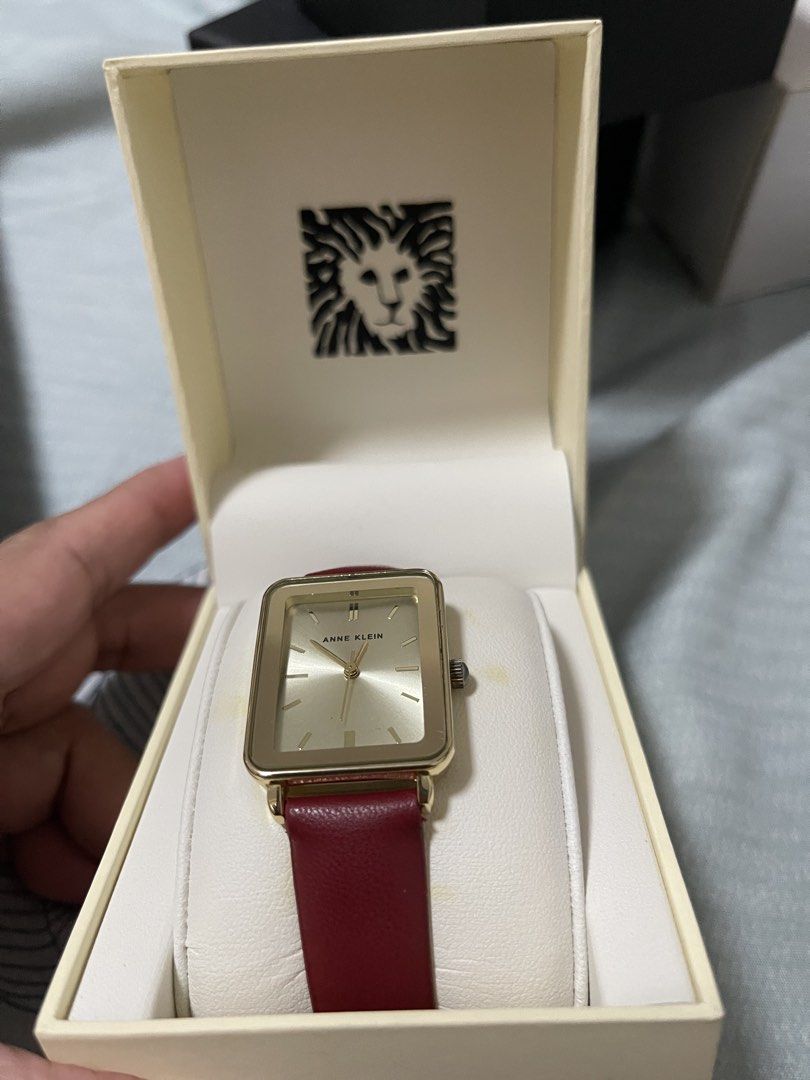 Original Anne Klein wrist watch (Category: Women's Watches) located in Bacoor. Submitted by prelovediswelloved (Listing ID 1469200267, Image 2). Description: Original Anne Klein Wrist Watch Pre-loved but well loved Used 3-5 times only RFS : had my new red watch so need to dispose one . Also Decluttering... Condition : Watch face still gold , normal signs of usage like minimal scratches if there is and crown discoloration i think due to alcohol wh
