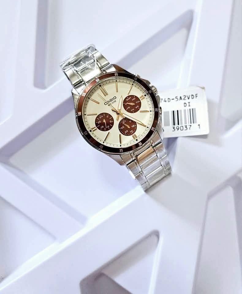 Original Casio Watch Silver (Category: Women's Watches) located in Caloocan City. Submitted by cheskhaionlinestore2.0 (Listing ID 1469174359, Image 3). Description: Original C Watch ₱3700 only 📍 Complete Inclusions 💟Box 💟 Manual 💟 Tag 💟 Paperbag 💟 Warranty Card ♦️.