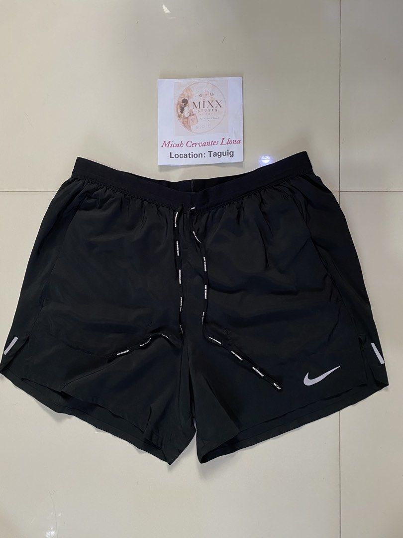 Original Nike Dri-FIT Running Shorts (Category: Activewear) located in Taguig. Submitted by mixxstuffsshopii (Listing ID 1469197006, Image 2). Description: 👉Original NIKE Men's Dri Fit NK FLX STRIDE SHORT 👉Price: 950 👉Size : L-14.5/ W- 28"-34"Stretch 👉Excellent Condition Location: Central Signal Taguig.