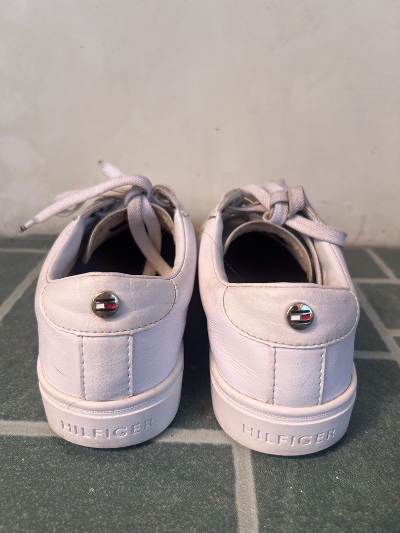 Original Tommy Hilfiger sneakers (Category: Sneakers) located in General Tinio. Submitted by leerinche (Listing ID 1469171194, Image 3). Description: 💯 Guaranteed Authentic Used but not abused Nastocked lang sa closet US Size: 6 1/2 Location:Nueva Ecija .